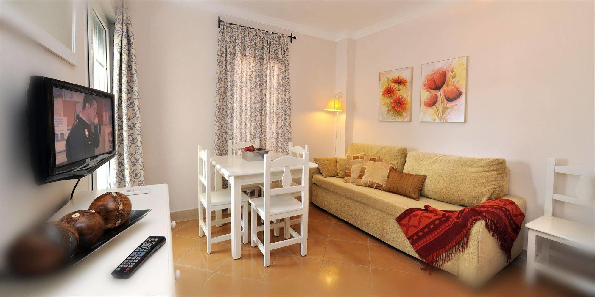 Leo San Bruno Apartment Isla Canela Bagian luar foto