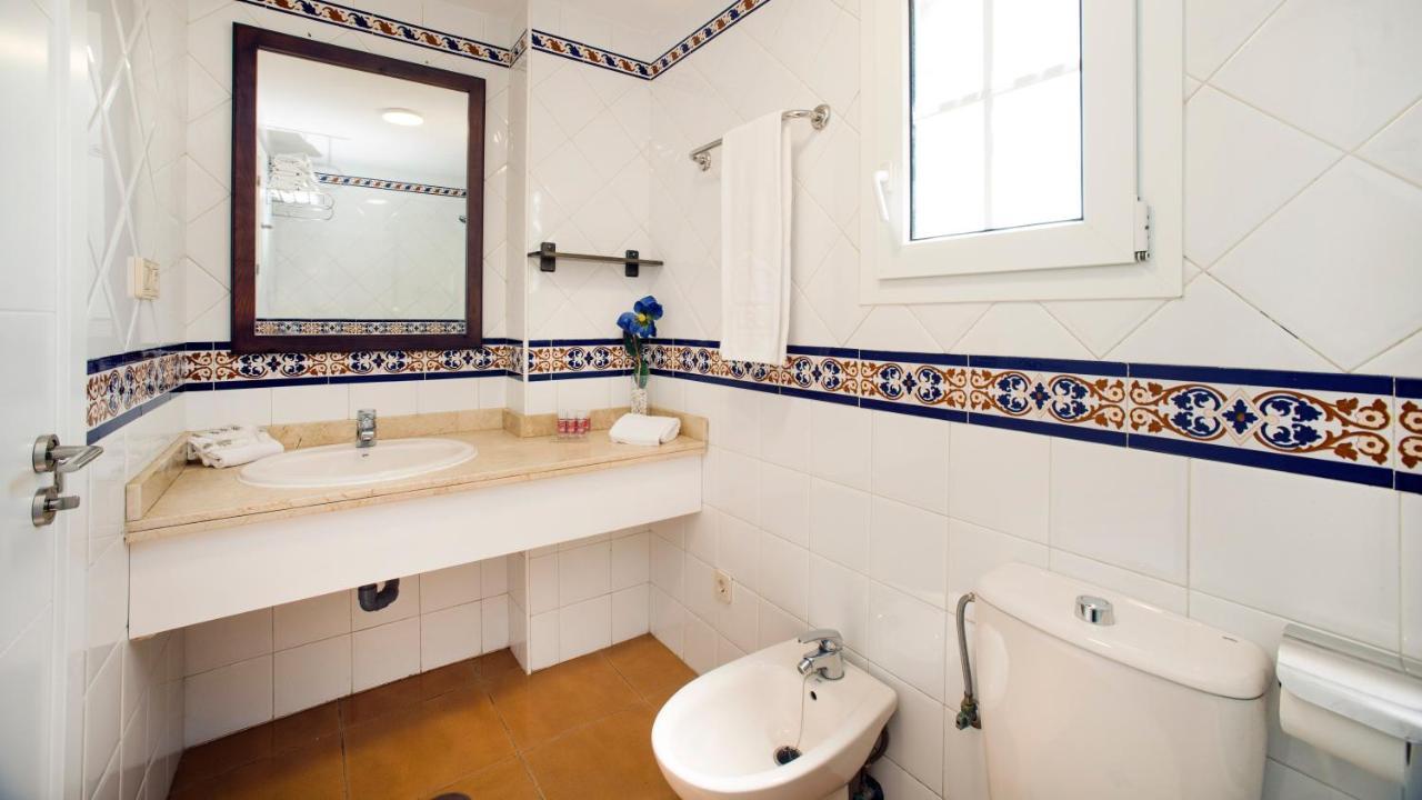 Leo San Bruno Apartment Isla Canela Bagian luar foto